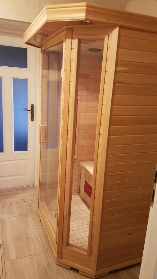 Dom O Niebieskich Okiennicach Farm stay *